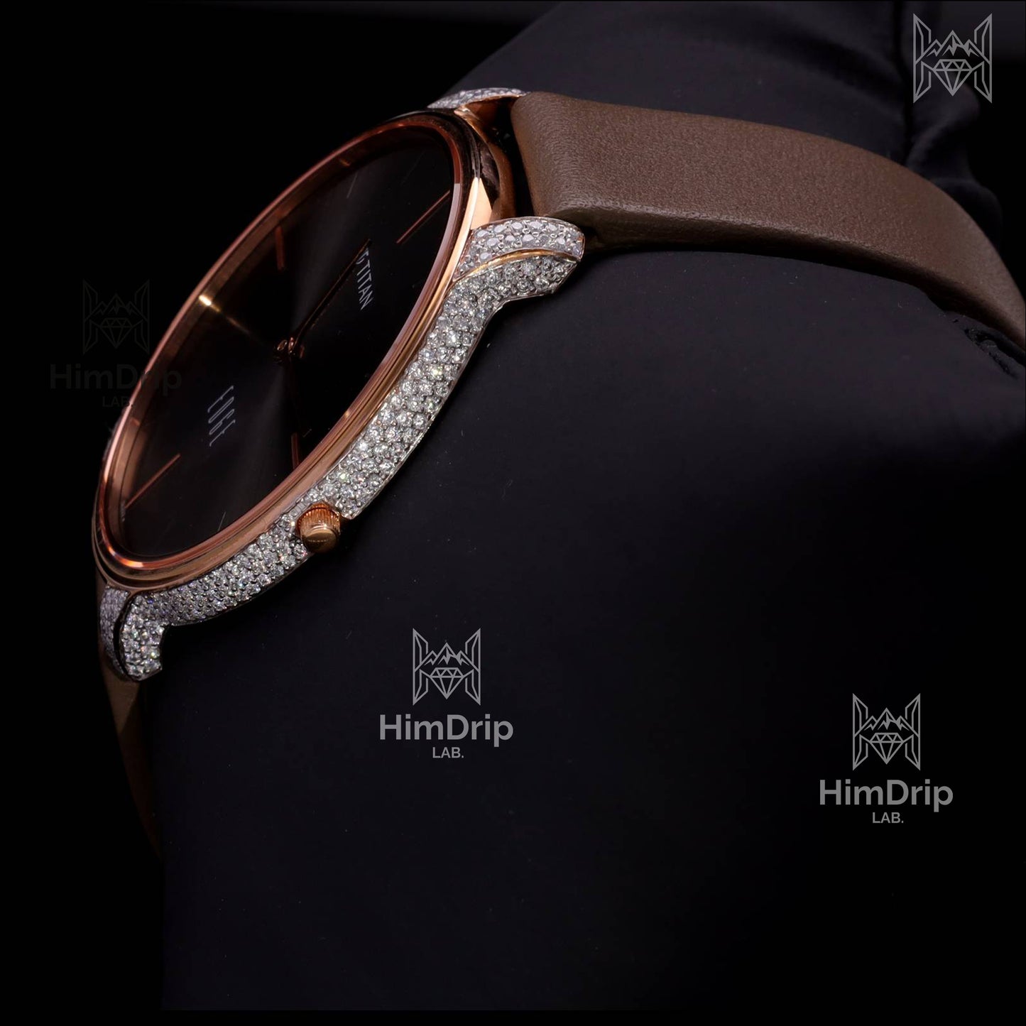 Customized Titan Edge Slim Watch with D Color VVS Moissanite | 18K Rose Gold Plated | Quartz Movement