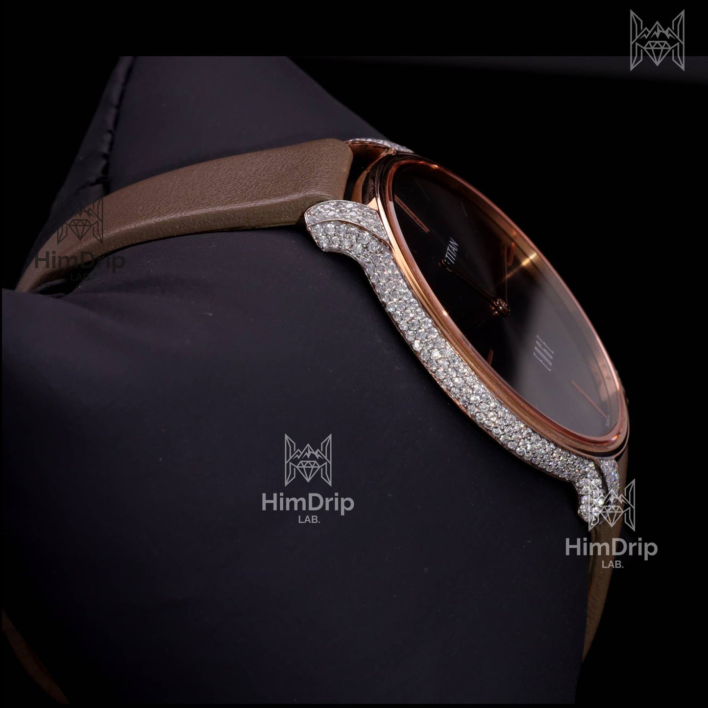 Customized Titan Edge Slim Watch with D Color VVS Moissanite | 18K Rose Gold Plated | Quartz Movement
